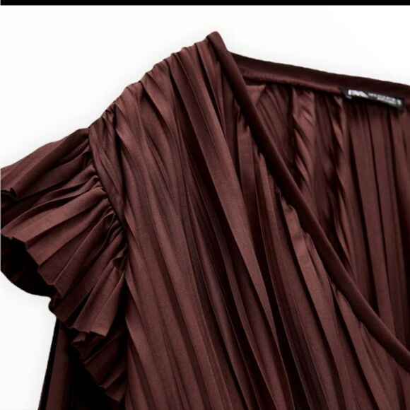 Zara    - Picture 9 of 16